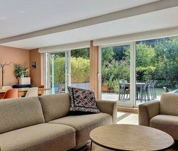 Rez de Chaussée avec jardin - 3 chambres / double parking interne - Photo 1