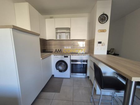 Location Appartement 1 pièce Meublé 30m² LA TRINITE 06340 - Photo 2