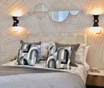 Hathershaw Lane Room 2 - Photo 3