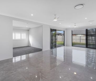 4 Bedroom Home - Photo 3