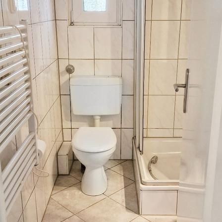 Helle Erdgeschosswohnung in ruhiger Lage - Foto 1