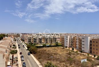 Comfortable 3 bedroom penthouse in Green Hills urbanizat