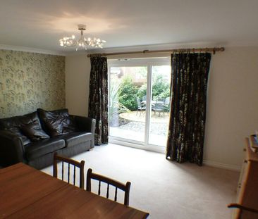 Detached house to rent on - Photo 1