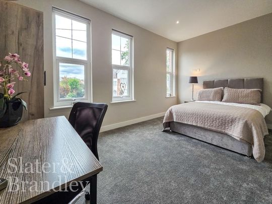 1 bedroom in a house share to rent - Photo 1