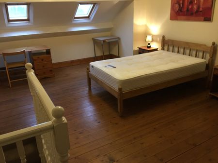 2 Bed Flat, Wostenholm Rd, S7 - Photo 2
