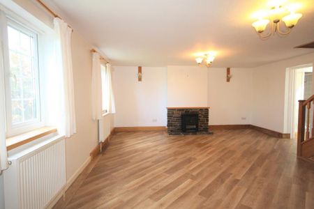 3 bedroom terraced house to rent - Photo 2