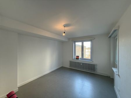 Te Huur 2 slaapkamers Oostende Prof. Mac Leodplein 1 - Photo 2