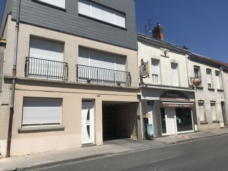 RUE DE COURLANCY, Reims - Photo 5