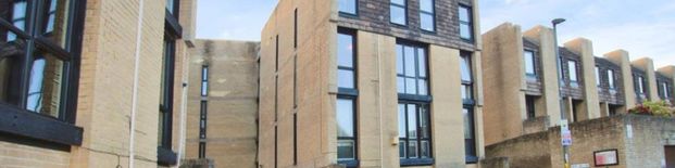 If you are looking for a modern, two bedroom flat to rent in Keynsham, with a garage and communal garden, then this could be the property for you. Please contact us for more information…… - Photo 1