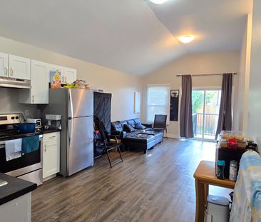 For Lease - 261 Cairn Street, London South, Ontario - Photo 6