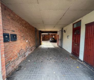 1 Bed Flat, Walnut Street, LE2 - Photo 2