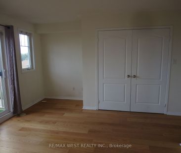 For Lease - 5615 Oscar Peterson Boulevard Unit# 8, Mississauga, Ont... - Photo 5