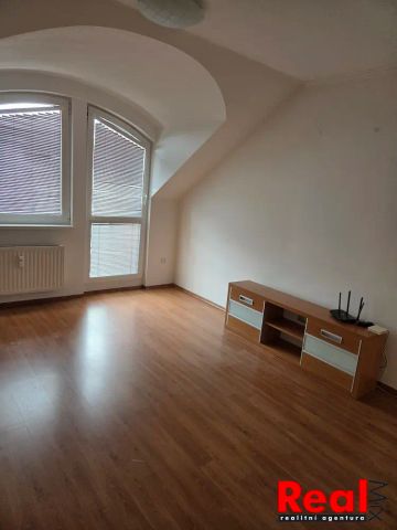 Pronájem, byt 2+kk, ulice Brandlova, obec Hodonín - Photo 2