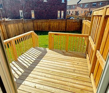 For Lease - 34 Hickling Lane, Ajax, Ontario - Photo 4