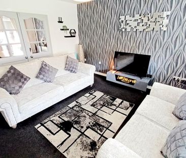 3 bedroom terraced house to rent - Photo 2
