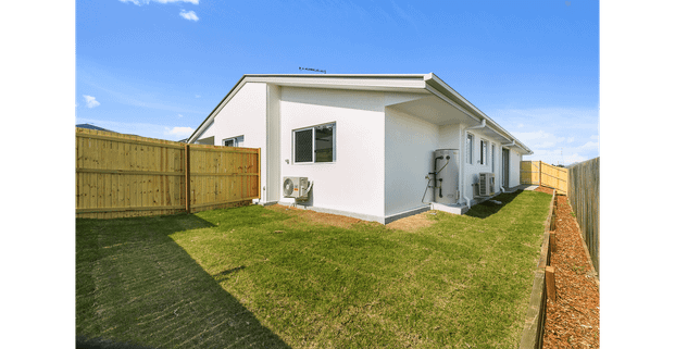 LOW MAINTENANCE 1 BEDROOM DUPLEX - Photo 1