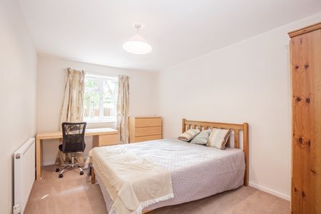 John Snow Place, Headington - Photo 2