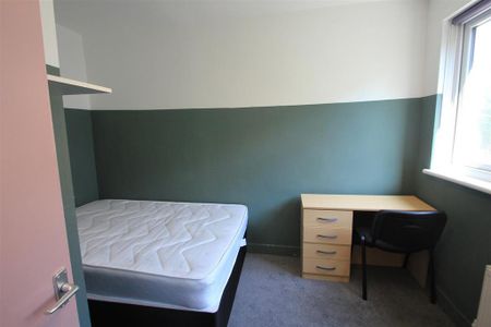 4 bedroom house share to rent - Photo 4