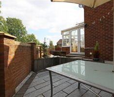 3 BEDROOM House - End Town House - Photo 1