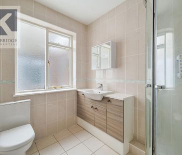 3 bedroom semi-detached bungalow to rent - Photo 5