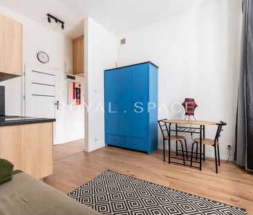 Przytulna kawalerka niedaleko ul. Lubicz - Zdjęcie 4