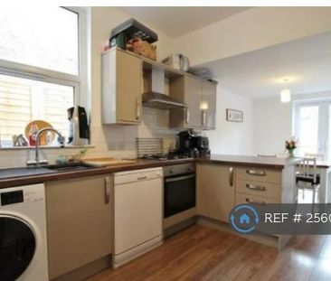 4 bedroom terraced house to rent - Photo 6