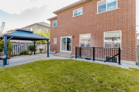 For Lease - 50 Amboise Crescent Unit# Basement, Brampton, Ontario - Photo 5