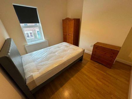 Sidney Grove, Newcastle Upon Tyne, NE4 - Photo 4