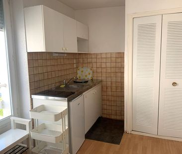 Location Appartement 1 pièce 22m² - Photo 2