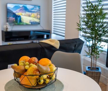 Livery Close - Photo 2