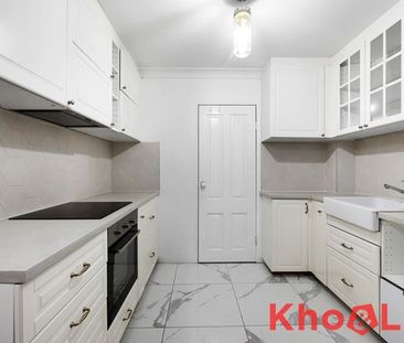 BEAUTIFULLY SPACIOUS ONE BEDROOM IN GREAT LOCATION - Photo 1