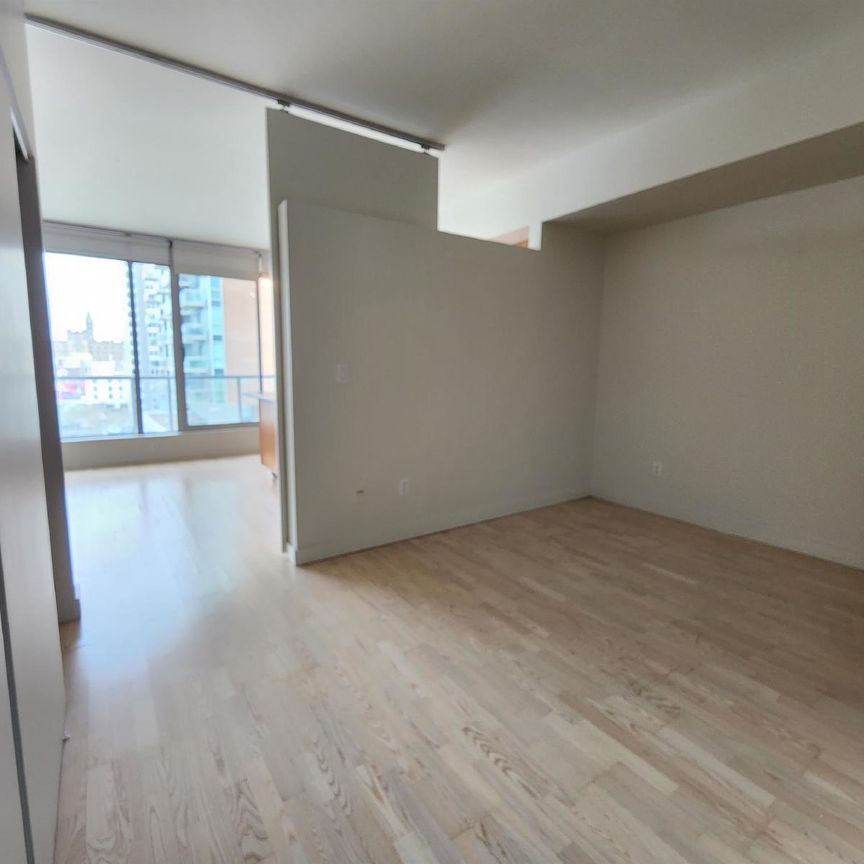 383 Cumberland Street - 802 - Photo 1