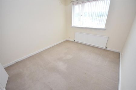 2 bedroom bungalow to rent - Photo 2