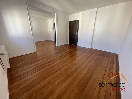 Appartement de type F4 au 4ème étage sans ascenseur - Photo 1