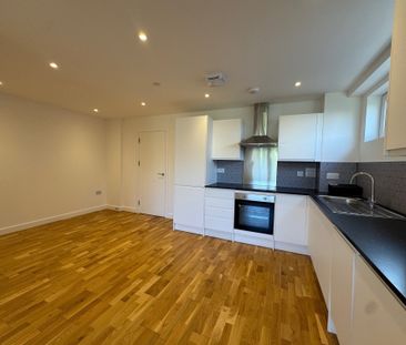 Upperton Road, Eastbourne - Photo 3