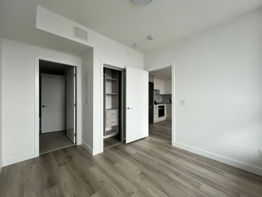 BRAND NEW 1 bed + den with lake views (#2403) - Photo 1