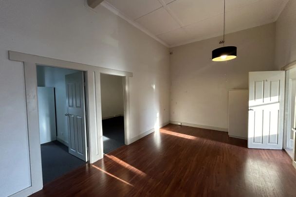 11A Vincent Street, - Photo 1