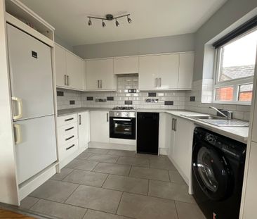 49 Cromwell Court, Belfast, BT7 1NE - Photo 6