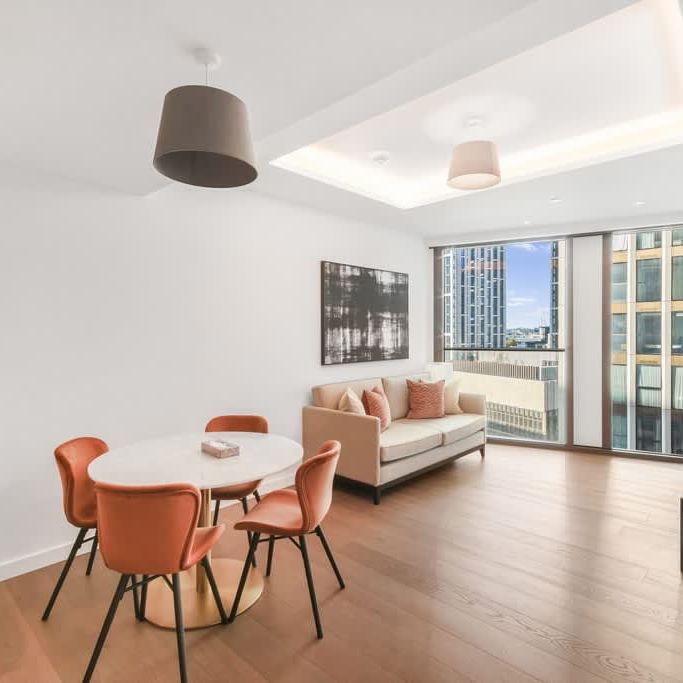 Thames City London SW8 - Photo 1