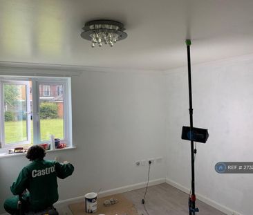 3 bedroom flat to rent - Photo 1