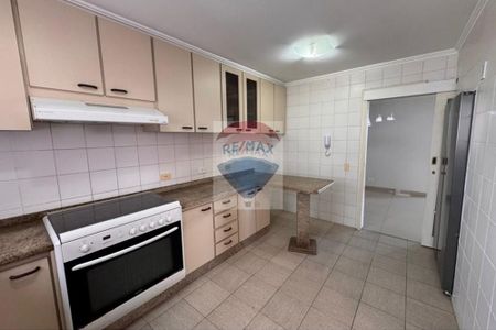 OPORTUNIDADE NO CABRAL | ANDAR ALTO | AMPLA METRAGEM E MUITO POTENCIAL - Foto 3
