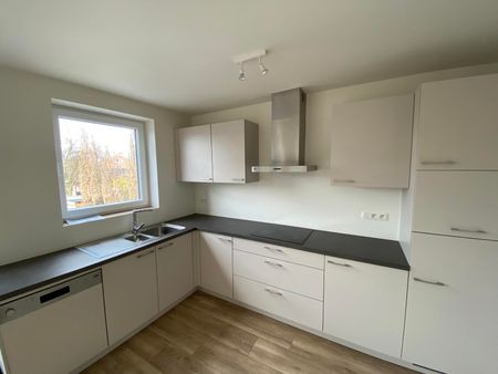 Recent tweeslaapkamer appartement met terras - Foto 3