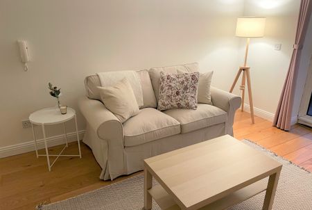 Apartment 83 , Kerrymount, Castle Court, Leopardstown, Dublin - Photo 3