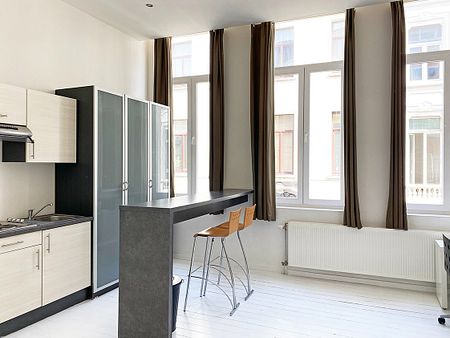 Studio (37m²) in de bruisende studentenbuurt vlakbij de Universiteit van Antwerpen! - Foto 2