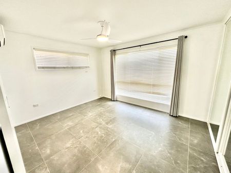 Lovely Family Home with Solar System - Photo 2