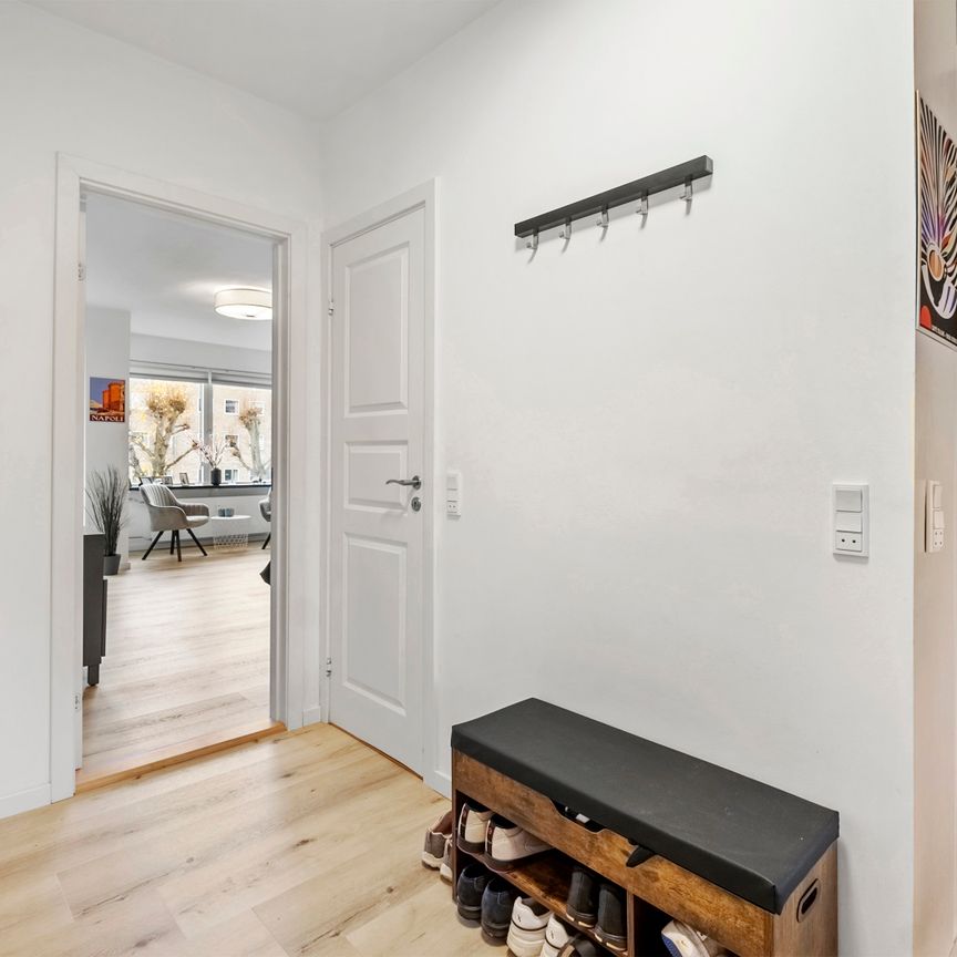 Fuldt møbleret og moderniseret lejlighed - Photo 1