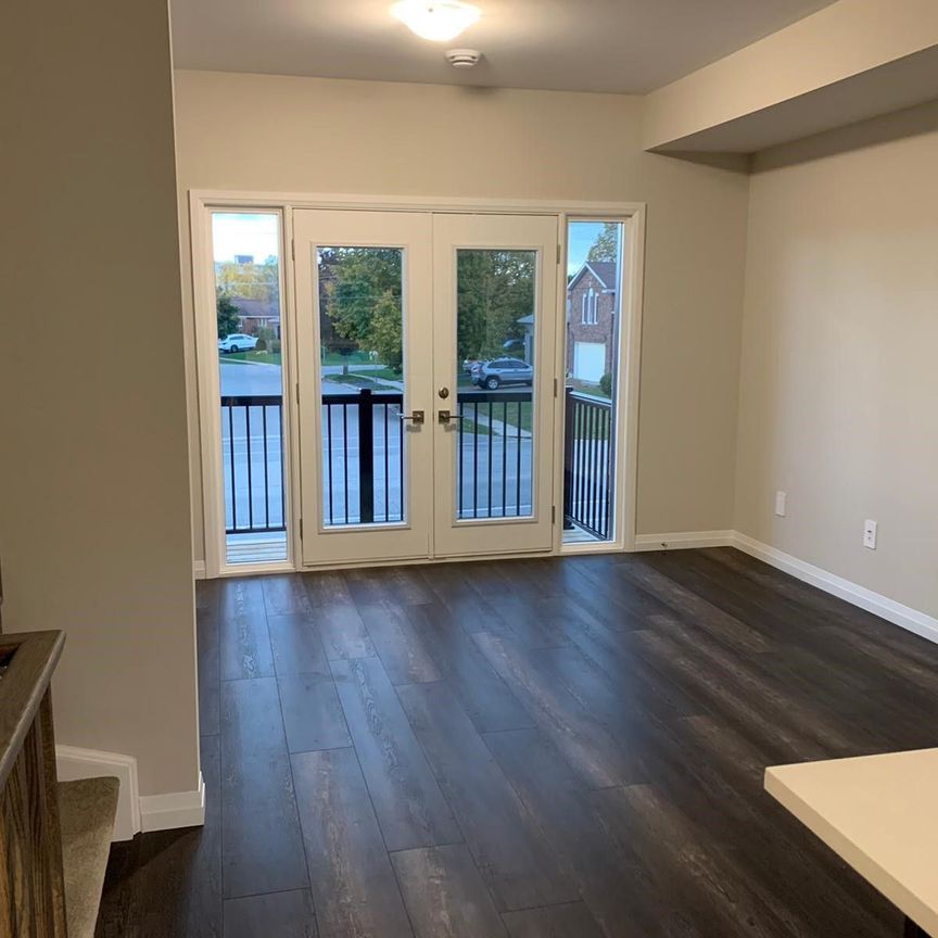 For Lease - 720 Grey Street Unit# 44, Brantford, Ontario - Photo 1