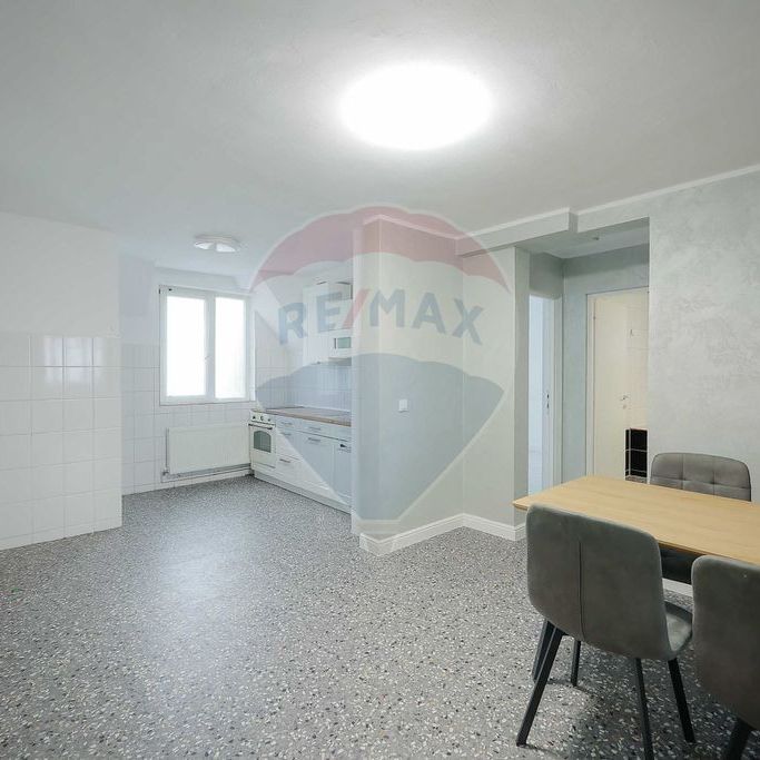 Apartament cu 3 camere de închiriat în zona Calea Aradului - Photo 1