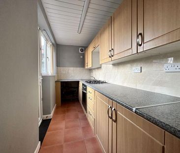 2 bedroom semi-detached house to rent - Photo 1