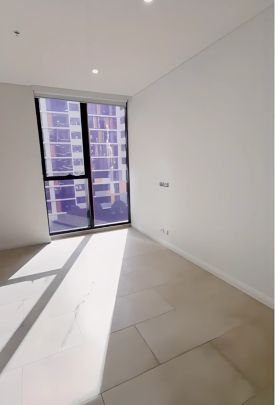 3 Finch Dr, Sydney - Photo 1